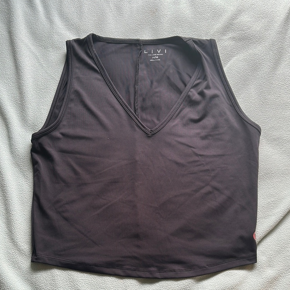 Lane Bryant LIVI Cropped V-neck Tank never worn size 14/16